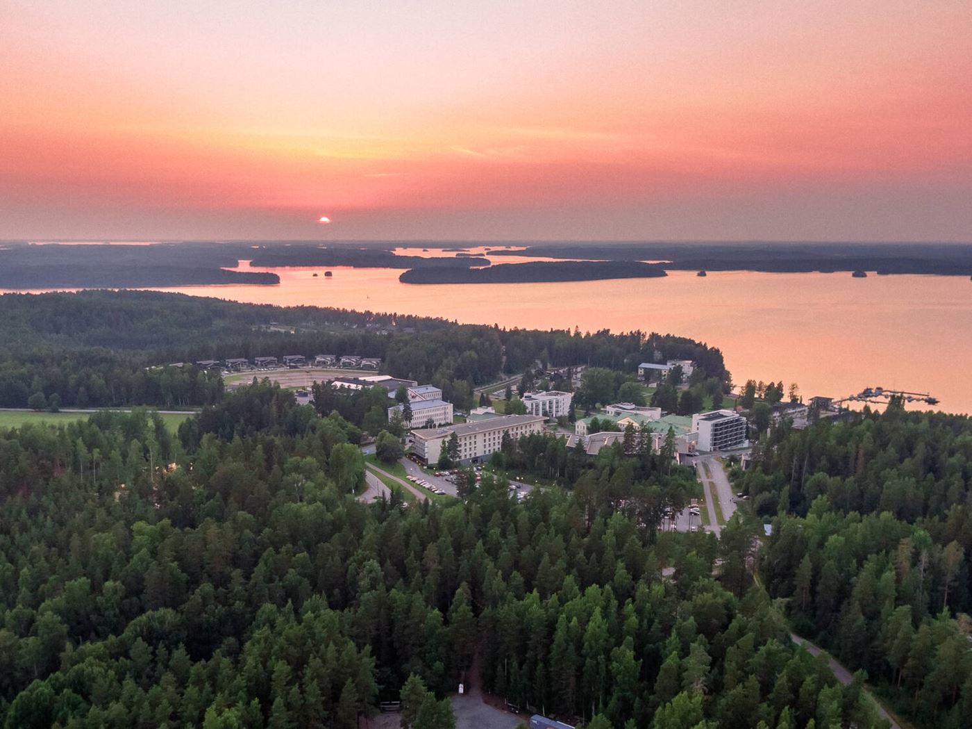 hc_saimaa_fiilis_keskikesa.jpeg